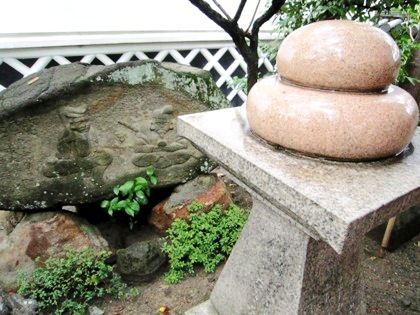 林神社の饅頭