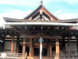 法隆寺聖霊院