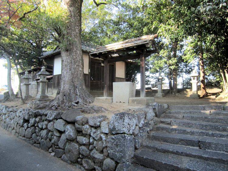 桜井市芝の九日神社