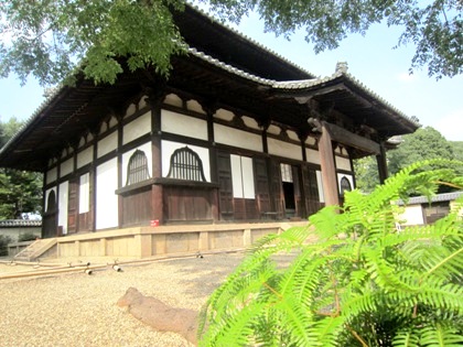 東大寺戒壇堂