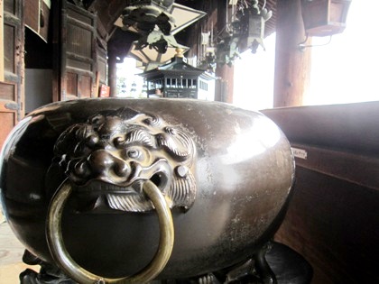 東大寺二月堂の香炉台