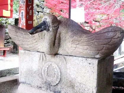 談山神社鶴の手水鉢