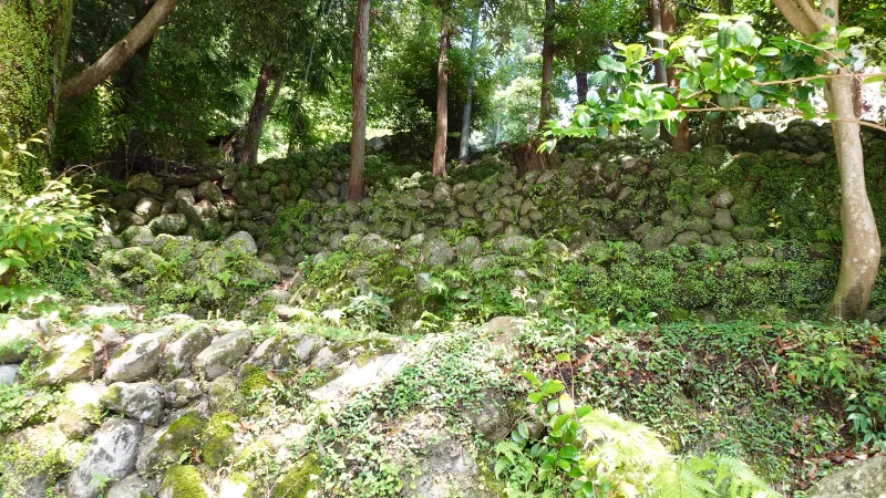 大名持神社の石垣