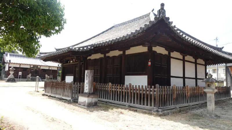 富貴寺と六県神社