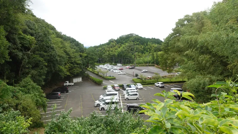 奈良ロイヤルゴルフクラブ駐車場