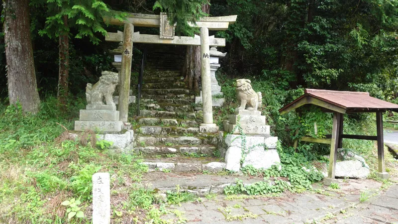 葛上神社の石鳥居