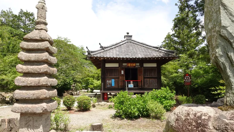 栄山寺七重石塔